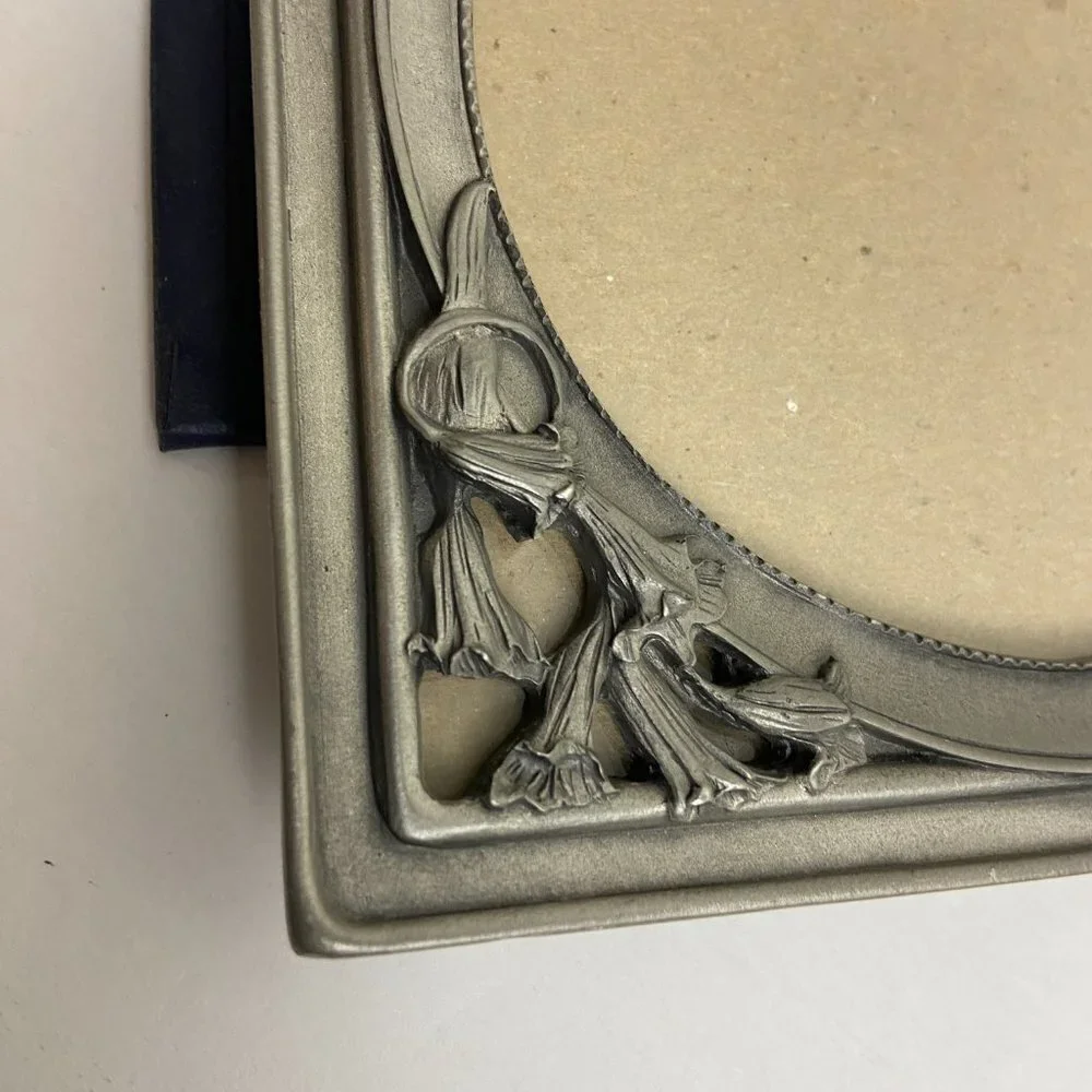 Vintage 1990s Pewter frame by Seagull Heavy metal